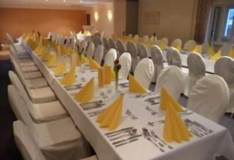 Hotelli Landhaus Begatal