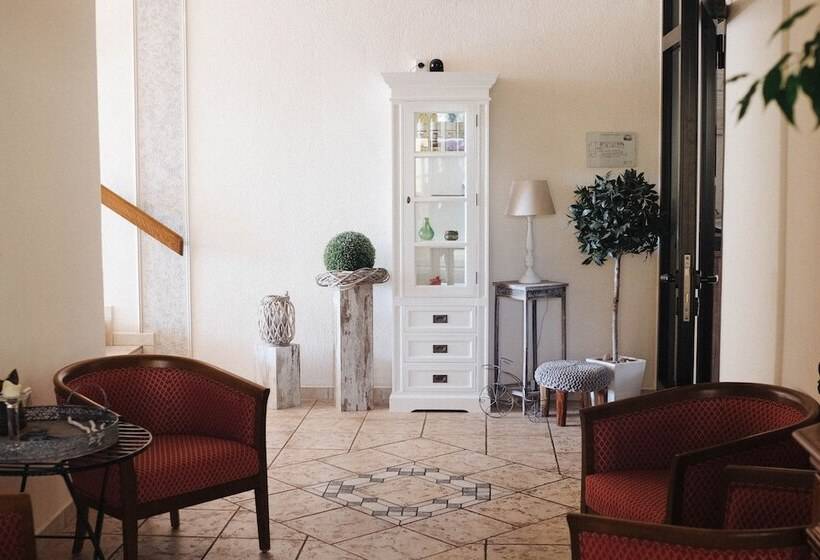 Отель Landhaus Begatal