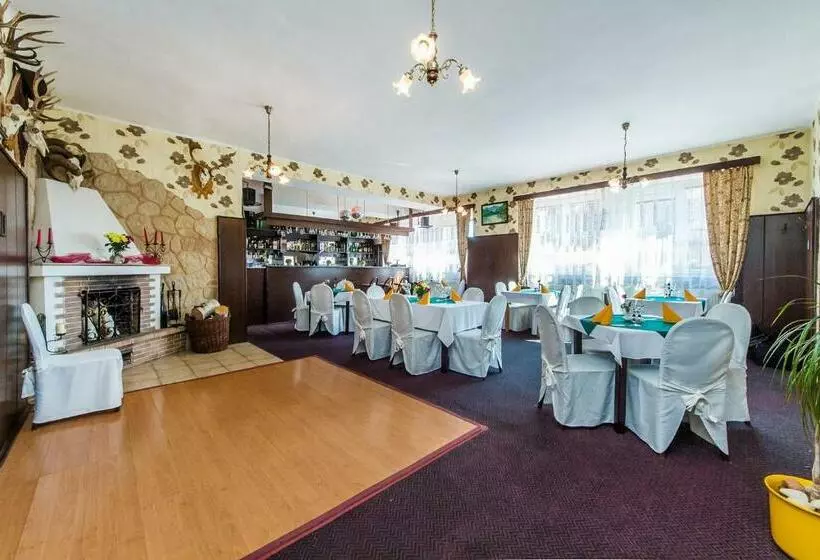 Hotelli & Motorest V údolí Zlatého Potoka