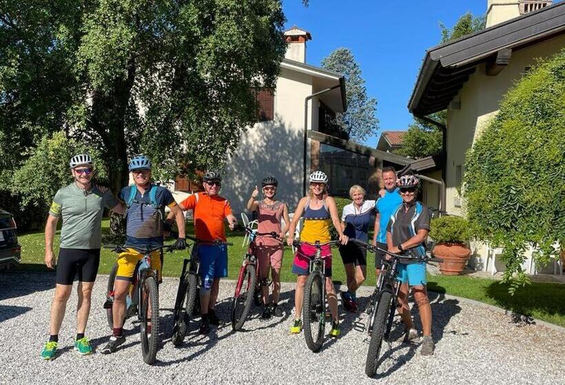 בית מלון כפרי Wine Resort Luisa