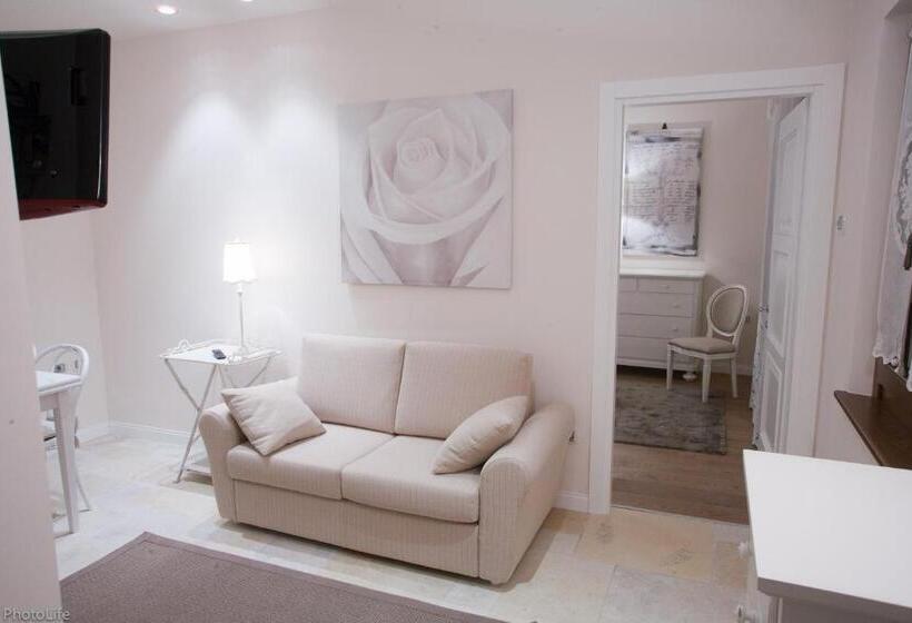 בית מלון כפרי Wine Resort Luisa