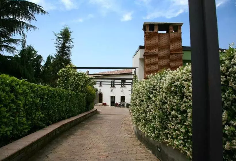 Il Casale Di Riardo Luxury B&b