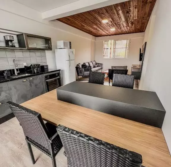 Majatalo Gamboa Luna Y Sol Apart