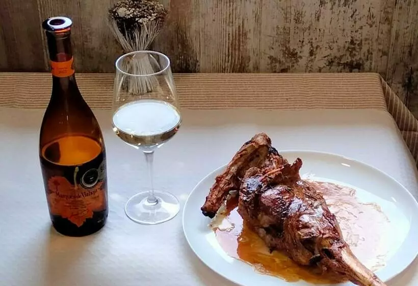 ペンション Hostal Nuevo Alonso