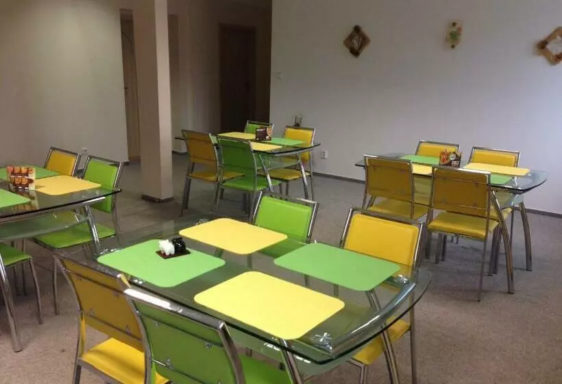 Majatalo Penzion Jaal