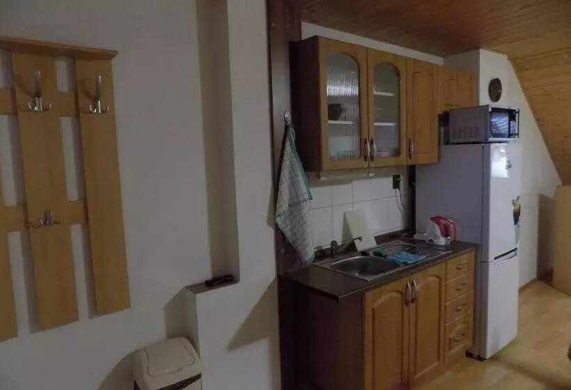 Majatalo Ubytování Apartmány Ferenčíková