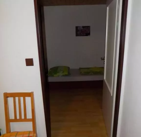 Majatalo Ubytování Apartmány Ferenčíková