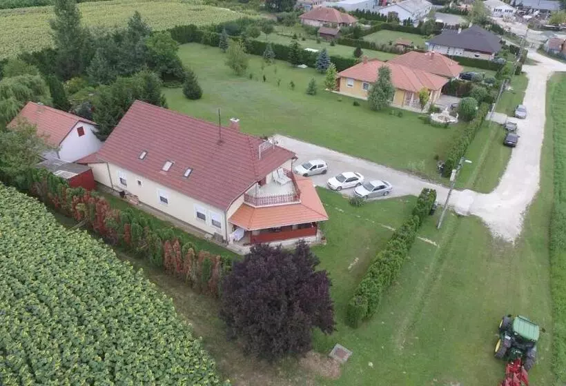 Majatalo Vadvirág Vendégház