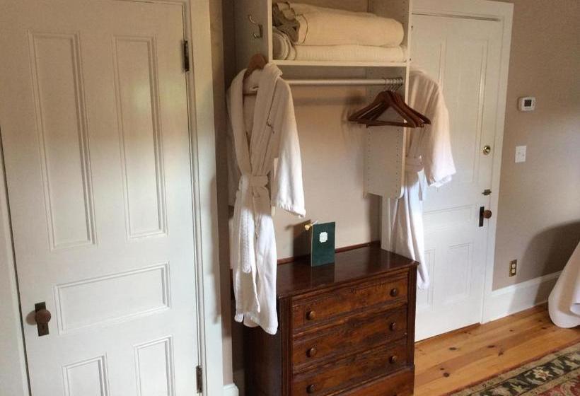 Sinclair Inn Bed & Breakfast