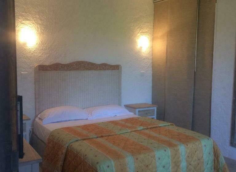 Cămin Auberge U Licettu