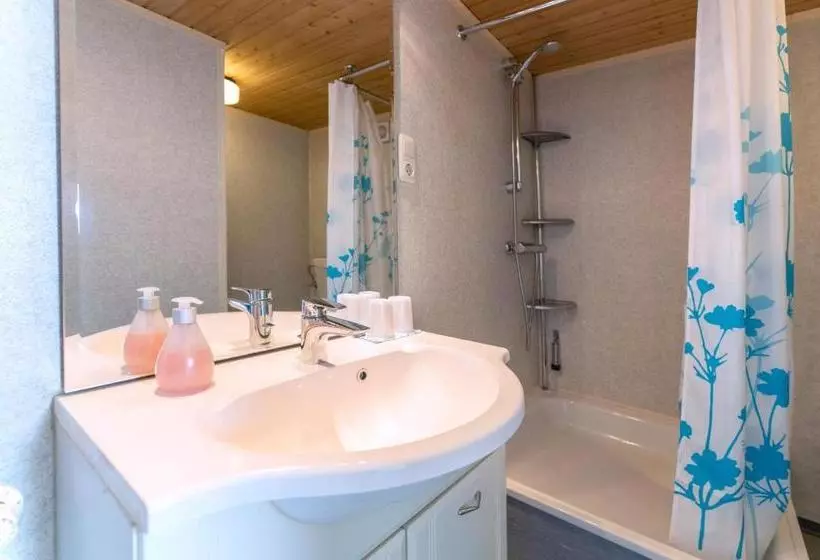 Retkeilymaja Gasthof Zum Burgkrug