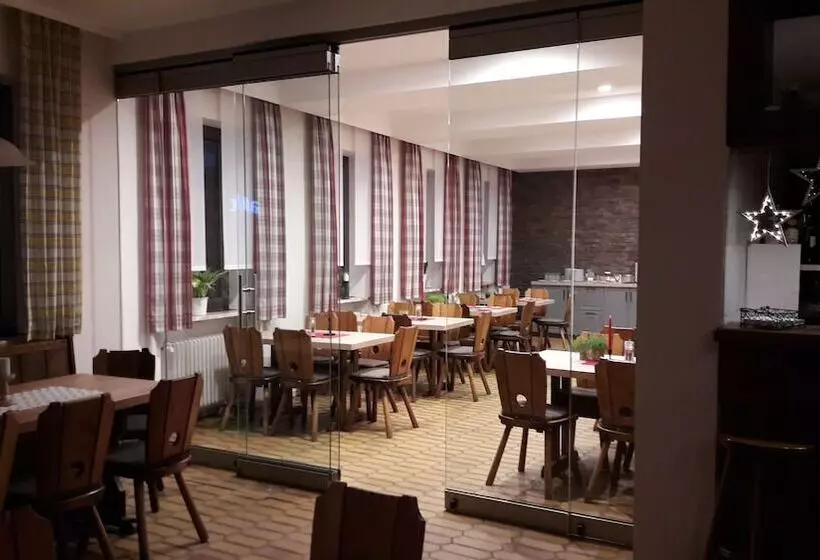 Retkeilymaja Landgasthof Zum Goldenen Löwen