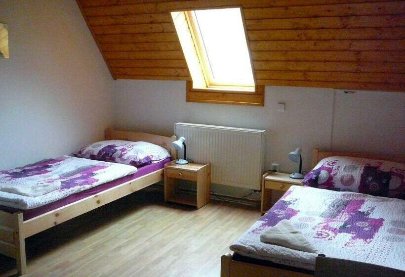 הוסטל Ubytování Nad Bisonem