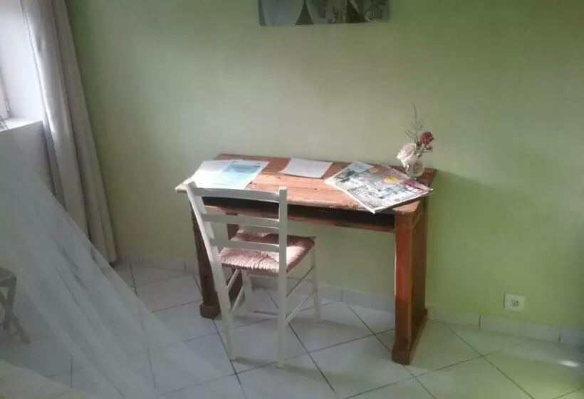 ベッドアンドブレックファースト A L'orée Du Bois