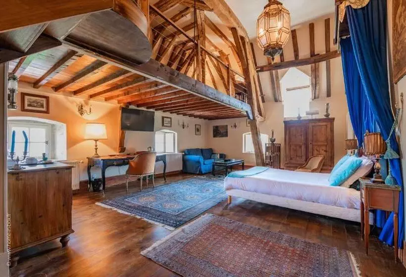 Aamiaismajoitus (B&B) Château De Denonville