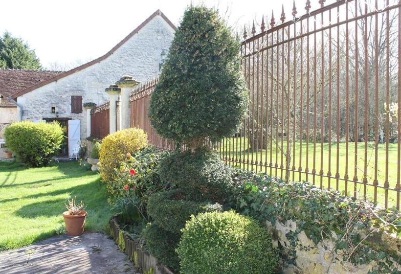 مبيت وإفطار Manoir De La Foulquetiere