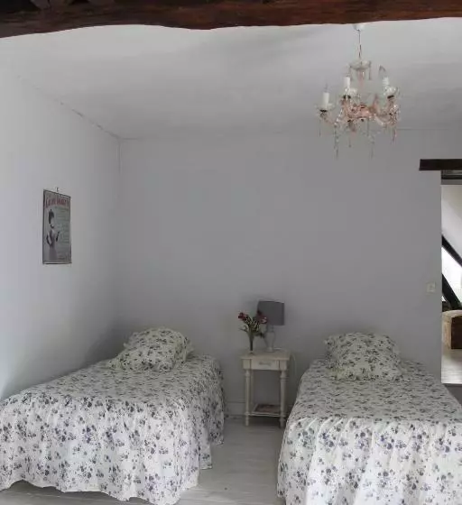 ベッドアンドブレックファースト Manoir De La Foulquetiere