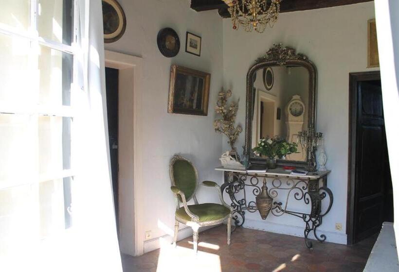 مبيت وإفطار Manoir De La Foulquetiere