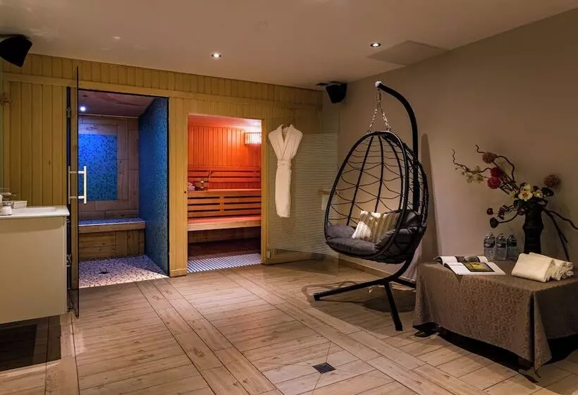 ホテル Le Place Neuve