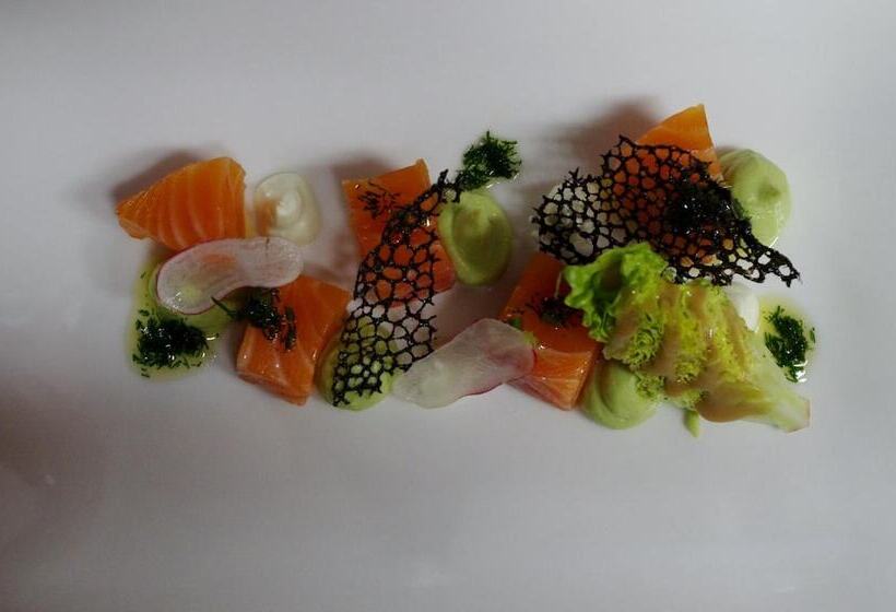 ホテル Le Place Neuve