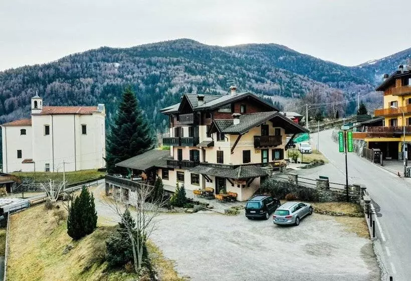 Hotelli Albergo Quai