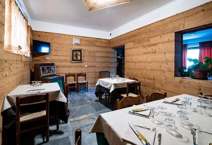 Hotelli Albergo Quai