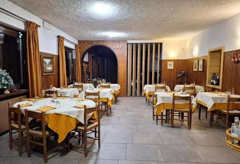 Hotelli Albergo Quai