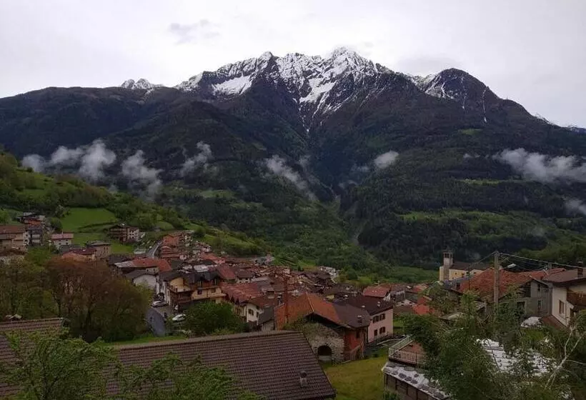 Hotelli Albergo Quai