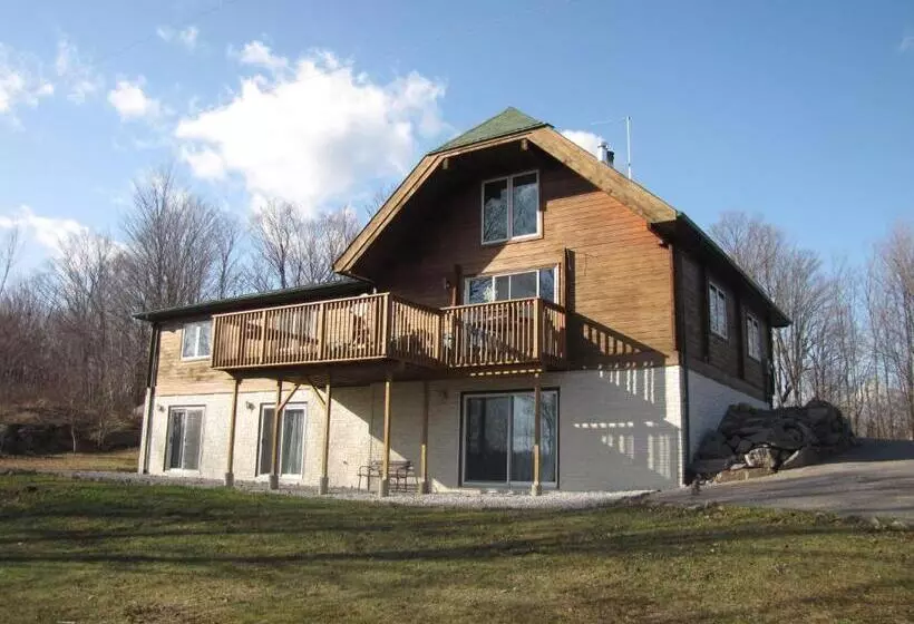 Hotelli Quiet Bay Inn & Café