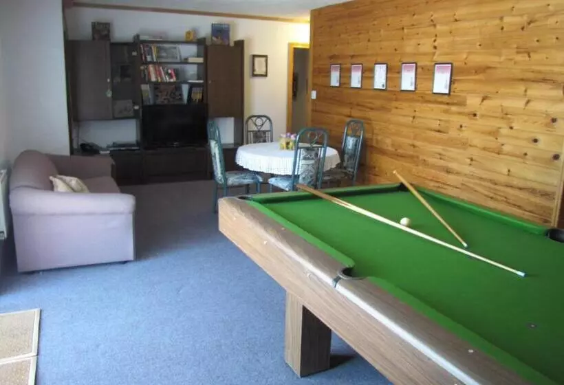 Hotelli Quiet Bay Inn & Café