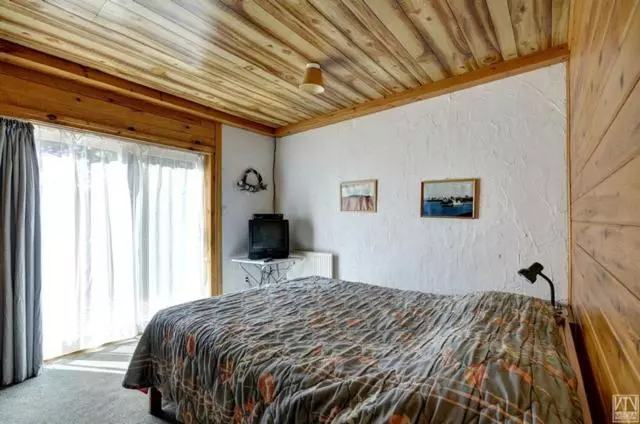 Hotelli Quiet Bay Inn & Café