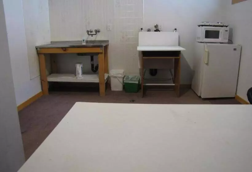 Hotelli Quiet Bay Inn & Café