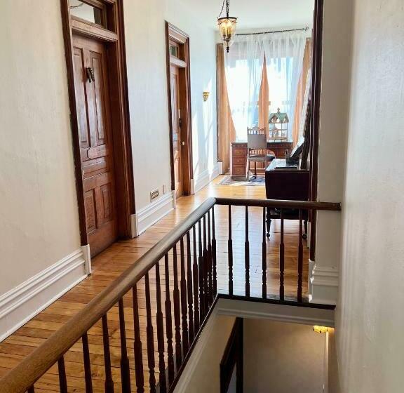 ホテル The Woodbridge House