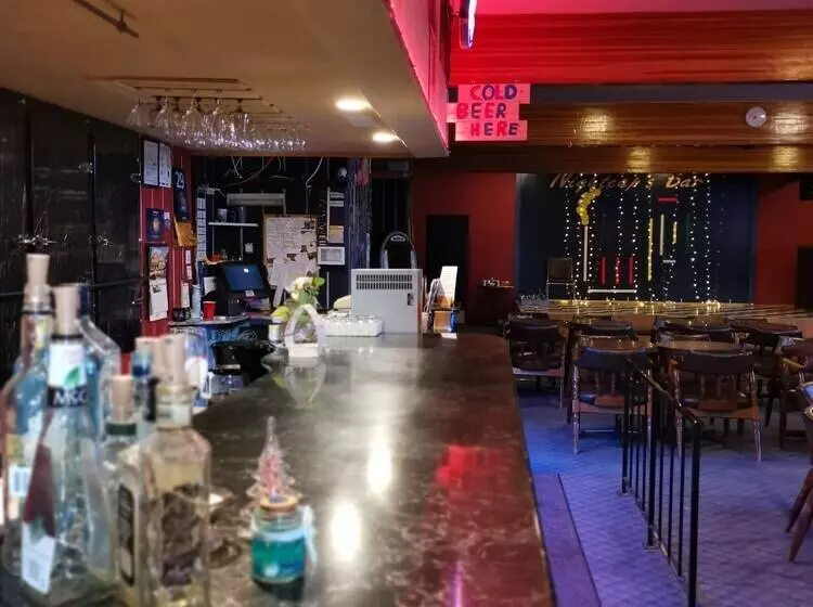 Motelli Manitou Motor Inn