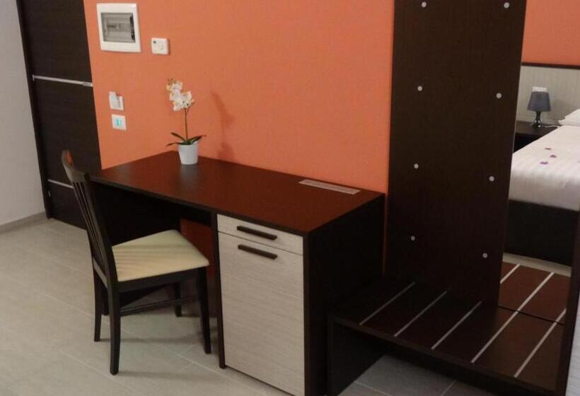 פנסיון Affittacamere Rooms Di Matteo