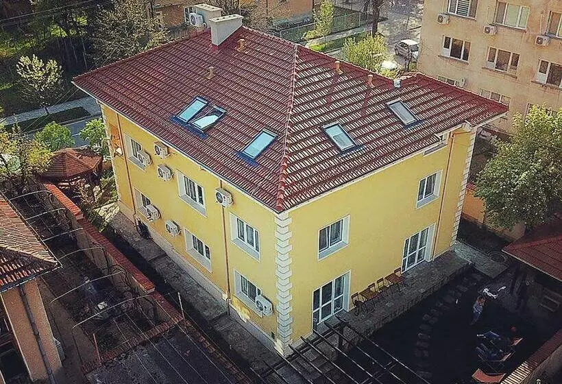 Majatalo Da Vinci Guesthouse