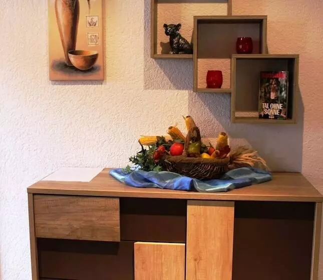 Majatalo Gäste Haus Rösch