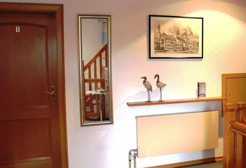 Majatalo Gäste Haus Rösch