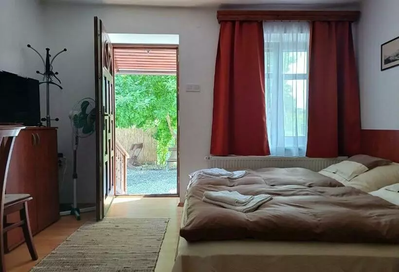 Majatalo Kazsimér Vendégház