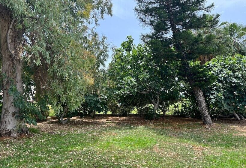 Anmaria Beach Hotel & Spa