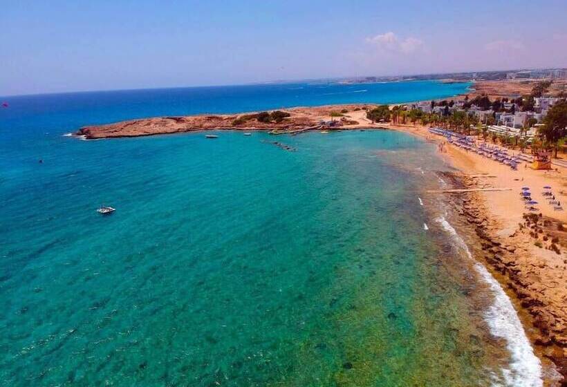 Anmaria Beach Hotel & Spa