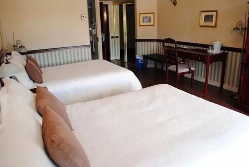 Отель Auberge Escapade Inn