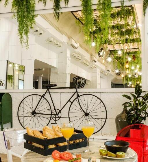 فندق Clement Barajas