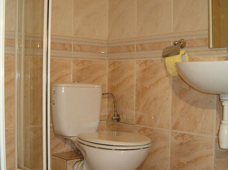 בית מלון כפרי Daisy Budget