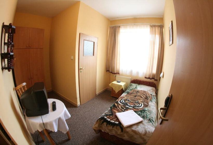 בית מלון כפרי Daisy Budget