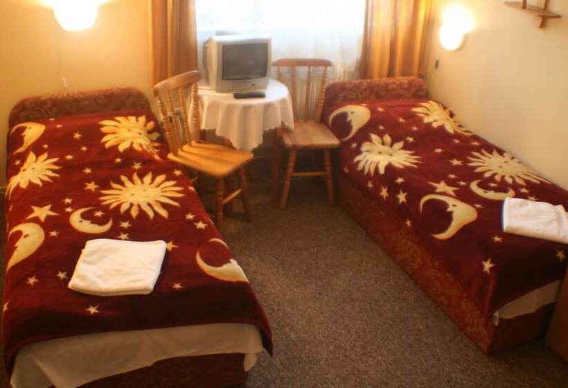 בית מלון כפרי Daisy Budget