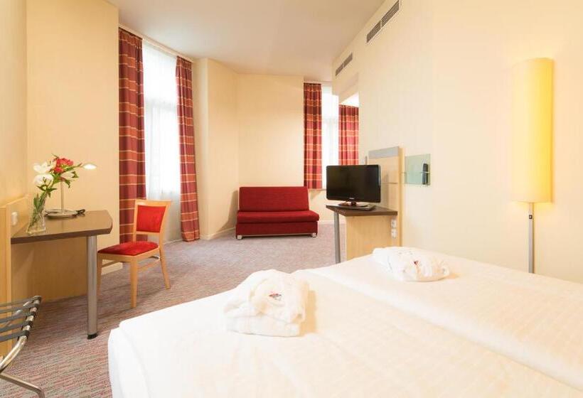 هتل Exe City Park