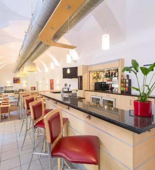 هتل Exe City Park