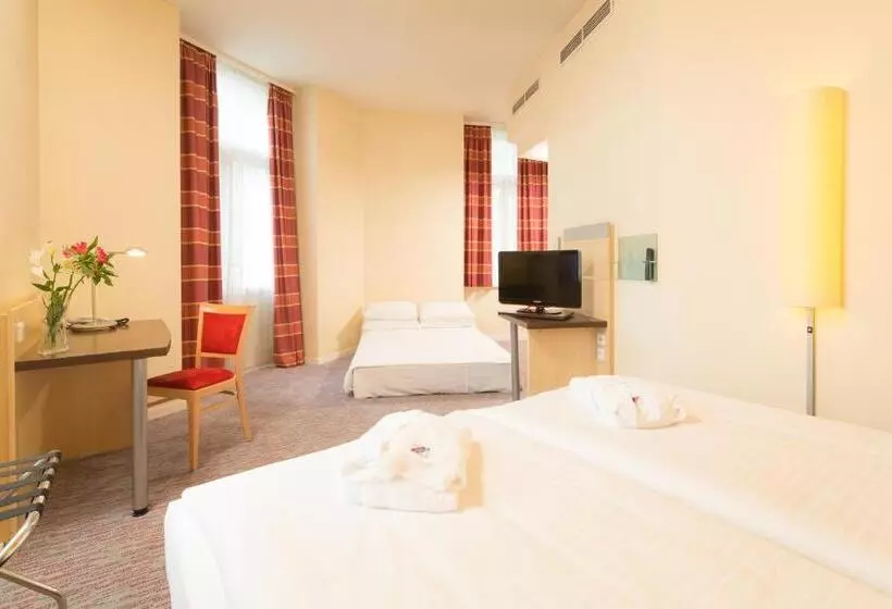 هتل Exe City Park