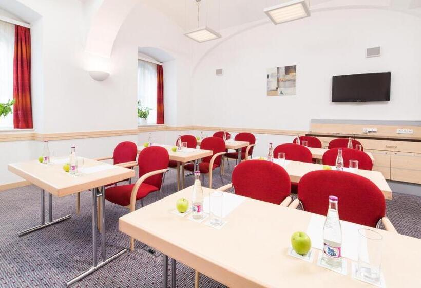 هتل Exe City Park